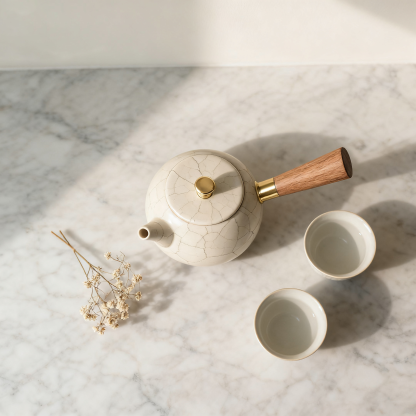 Zestaw do herbaty ceramicznej z drewnianą rączką