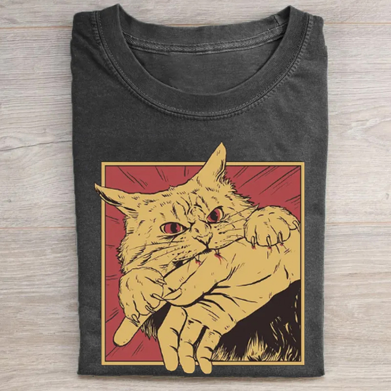 Vintage Cat Bite T-shirt