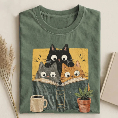 Retro Curious Reading Cats T-shirt