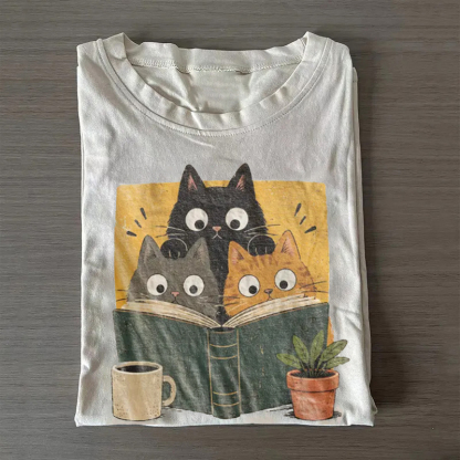 Retro Curious Reading Cats T-shirt