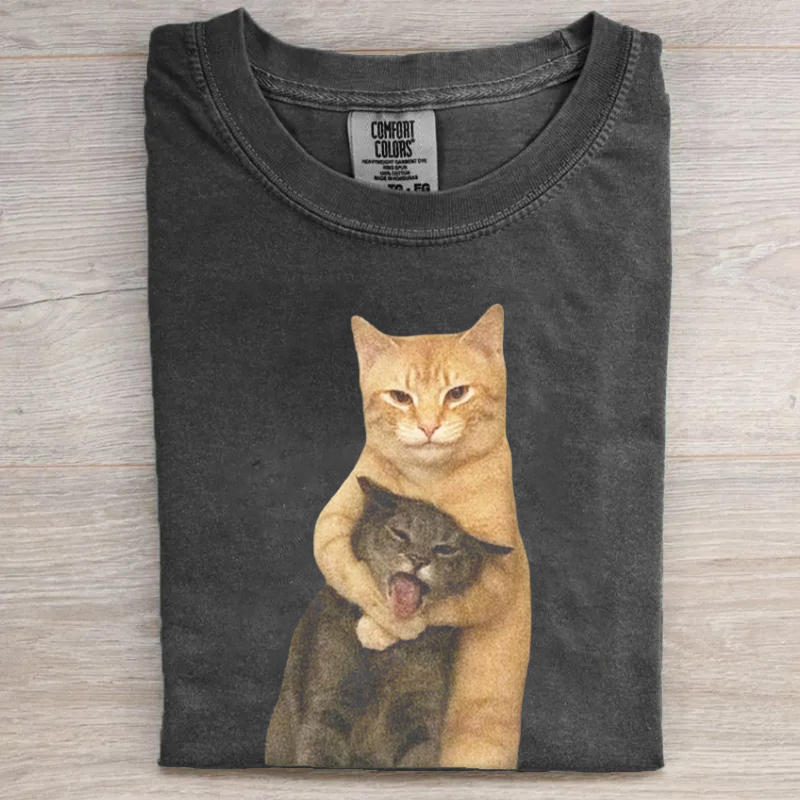 Funny Hugging Cats Vintage T-shirt