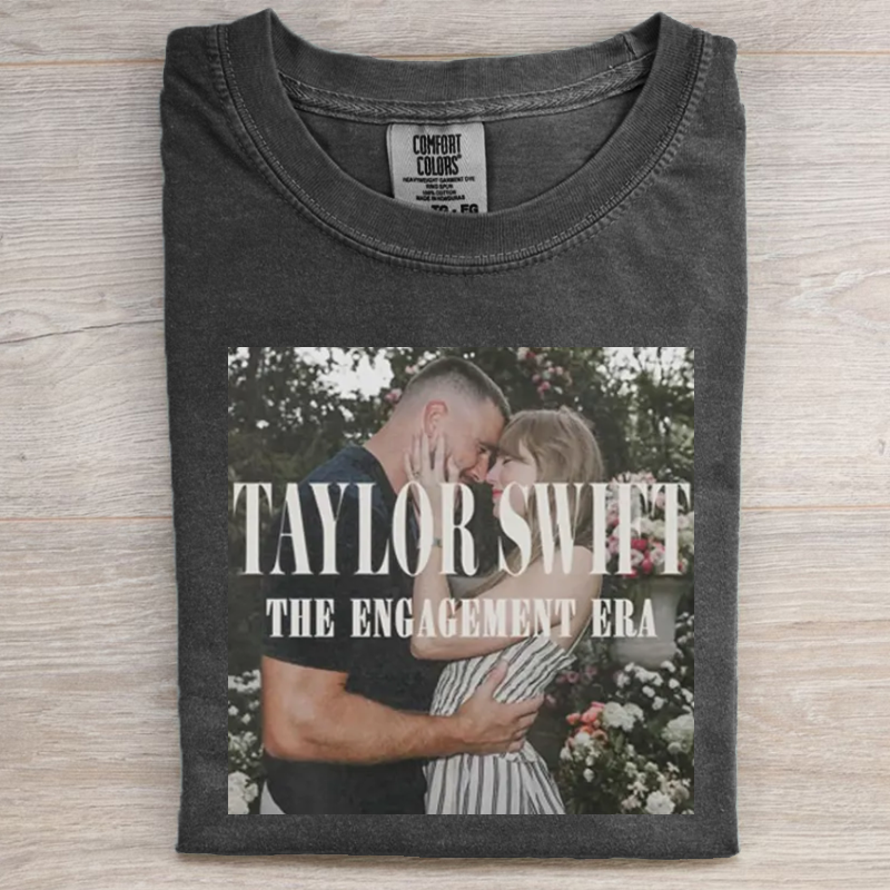 Gym Teacher and English Teacher Engaged T-shirt