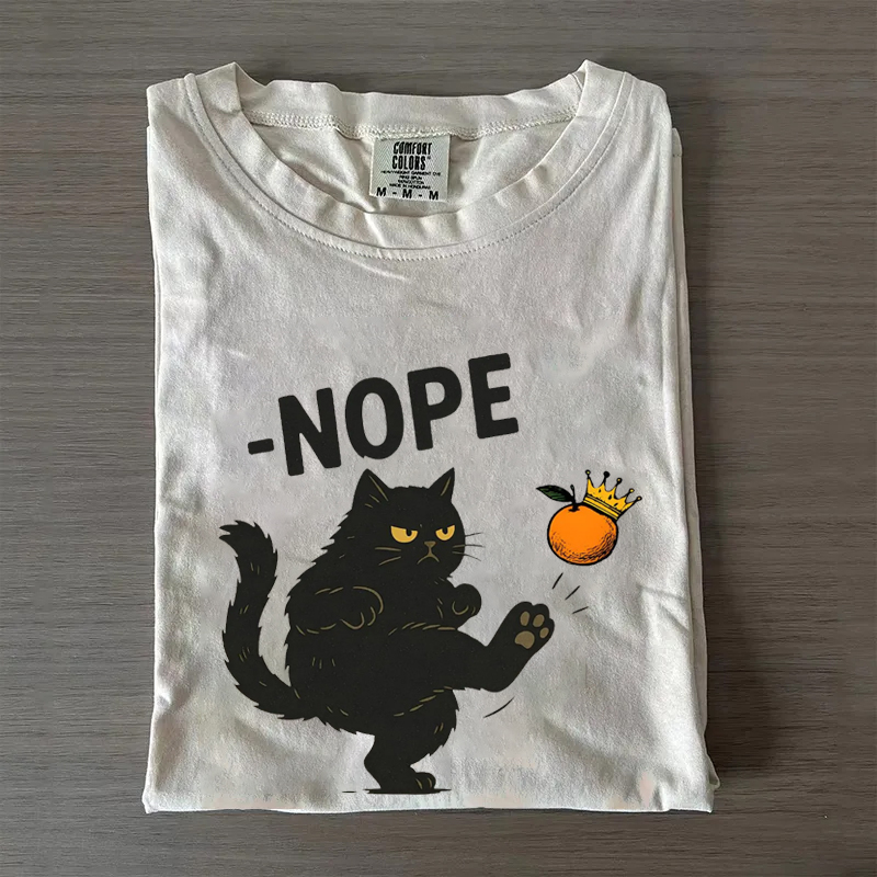 No Kings in America Black Cat T-shirt