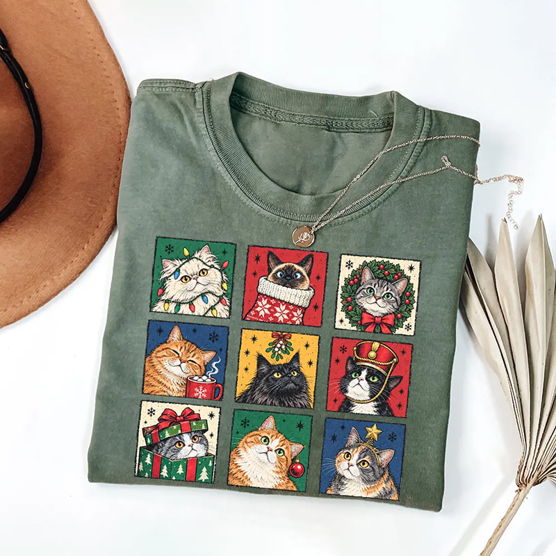 Christmas Holiday Cat T-Shirt