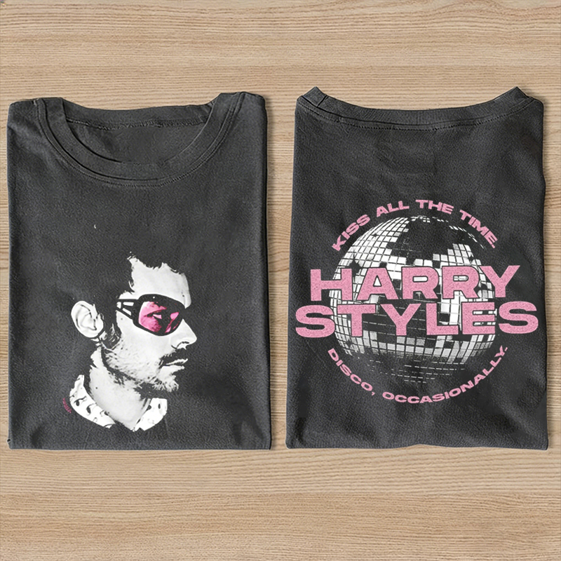 Retro Pop Concert Fan Disco Inspired T-shirt