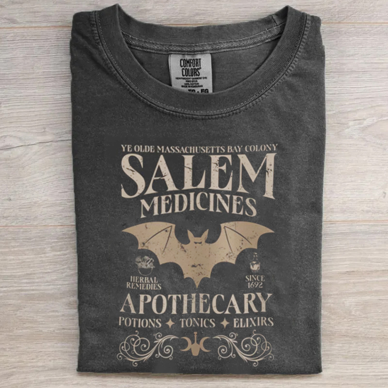 Halloween Retro Witch Bat T-shirt