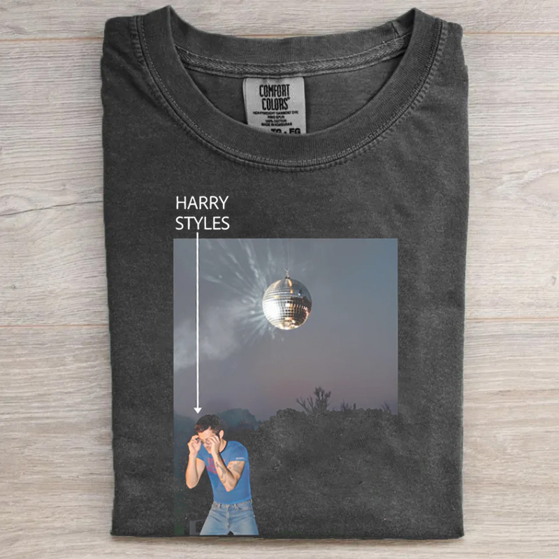 Retro Pop Concert Fan Disco Inspired T-shirt