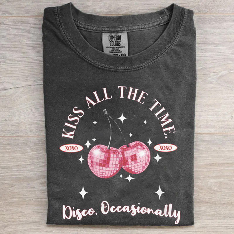 Retro Pop Concert Fan Disco Inspired T-shirt