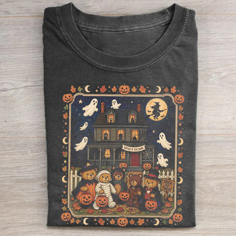 Vintage 90s Bears Halloween T-Shirt