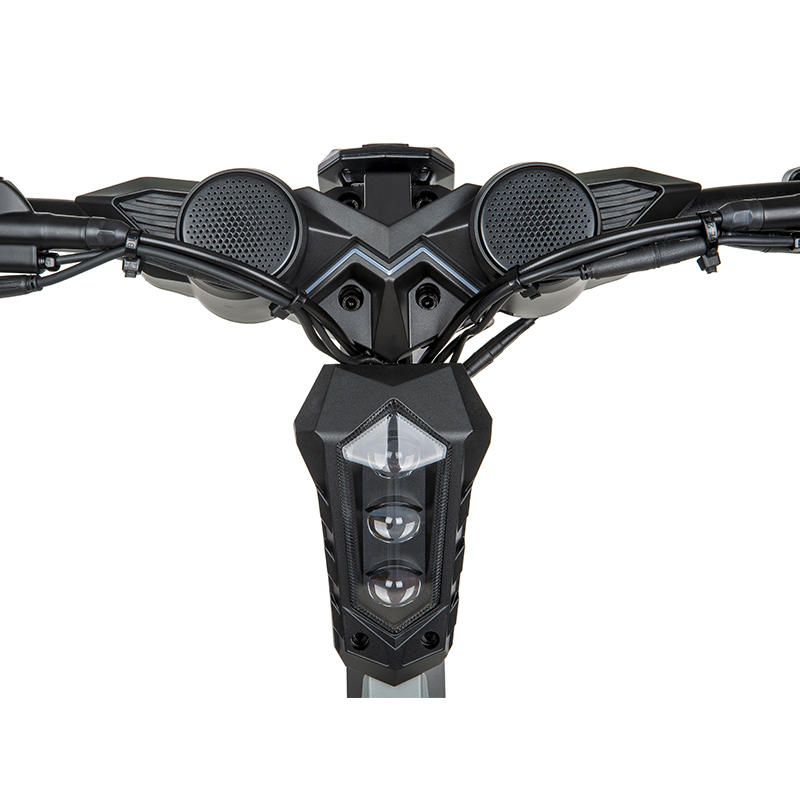 Trotinetă electrică KuKirin T4 cu motor de 1800W, viteză maximă de 65km/h, baterie de 52V 22.5Ah, suspensie și frâne hidraulice, iluminare dinamică și sistem audio Bluetooth (pre-vânzare, data estimată de vânzare este în jurul datei de 20 noiembrie)