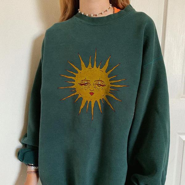 Casual Celestial Sun Print Sweatshirt