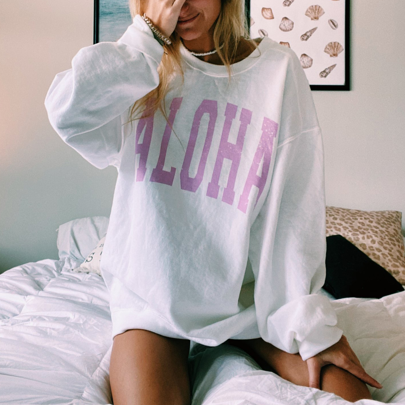 White 'ALOHA' Sweatshirt
