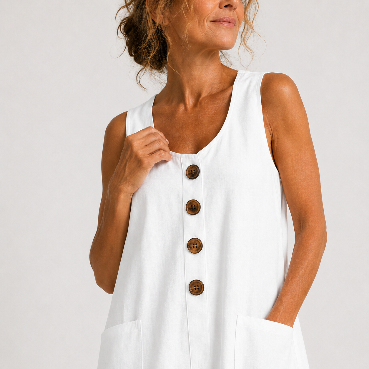 🔥 SOMMER-HIT | Maud™ Luftiges Baumwolle-Leinen Kleid – Große Taschen & Elegante Holzknöpfe