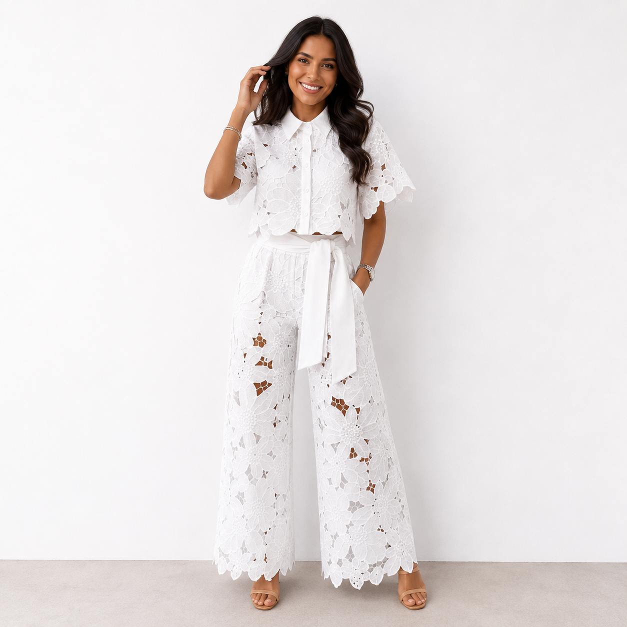 Isabela™ Elegantes Zweiteiliges Set aus Lochspitze | Spitze-Bluse & Hose mit Taillenband