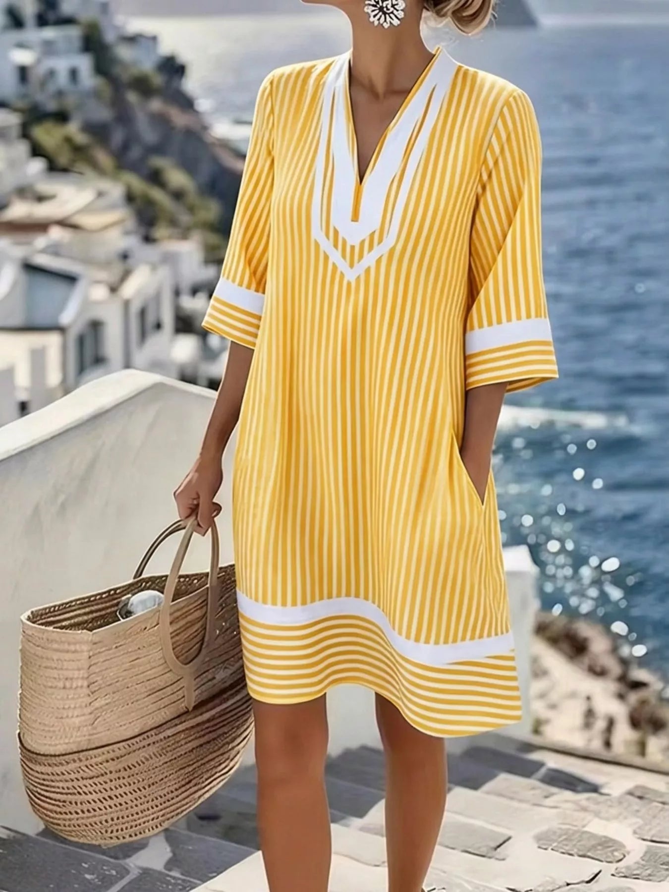 Premium Streifen-Kleid „Marlena“: Elegantes Sommerkleid mit V-Ausschnitt & Taschen