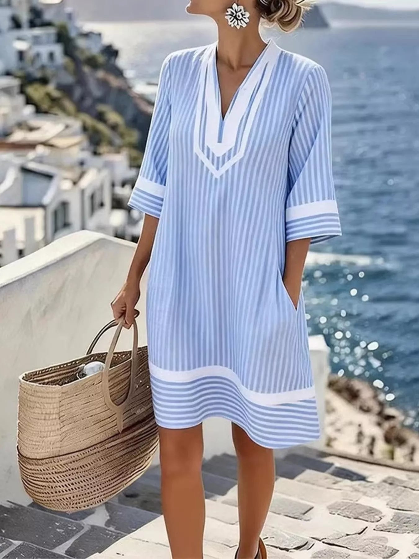 Premium Streifen-Kleid „Marlena“: Elegantes Sommerkleid mit V-Ausschnitt & Taschen