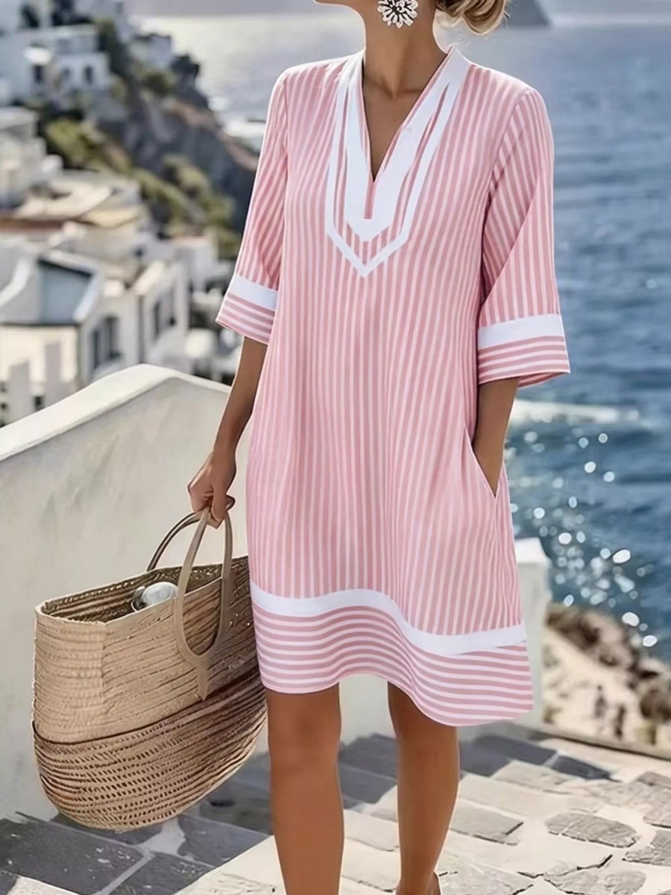 Premium Streifen-Kleid „Marlena“: Elegantes Sommerkleid mit V-Ausschnitt & Taschen