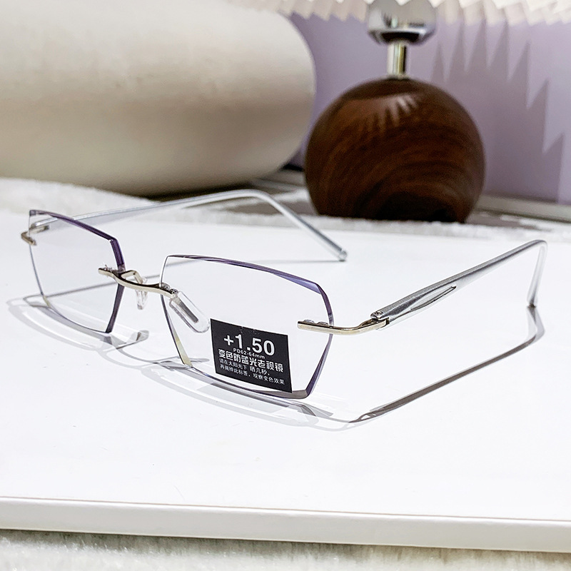 【Kein Sehtest nötig】Rathenower Optik - Intelligente selbsttönende Lesebrille