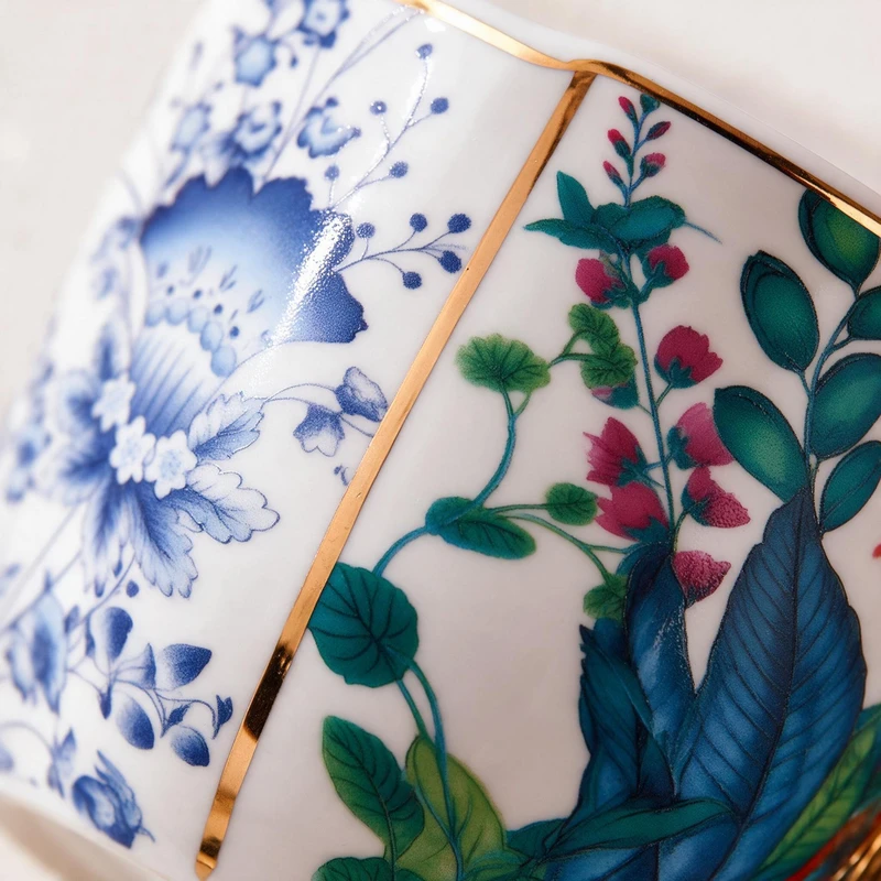 close-up-floral-gold-trim-porcelain-cup-detail