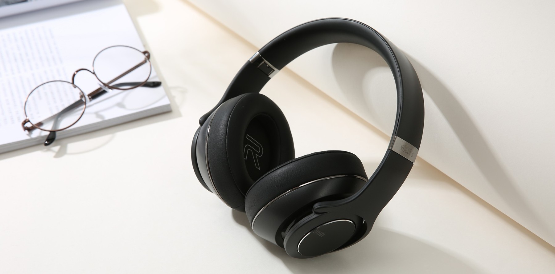 Wireless Vogue 9 Headphone & Speaker 360 Degree Directional Rorating Sound