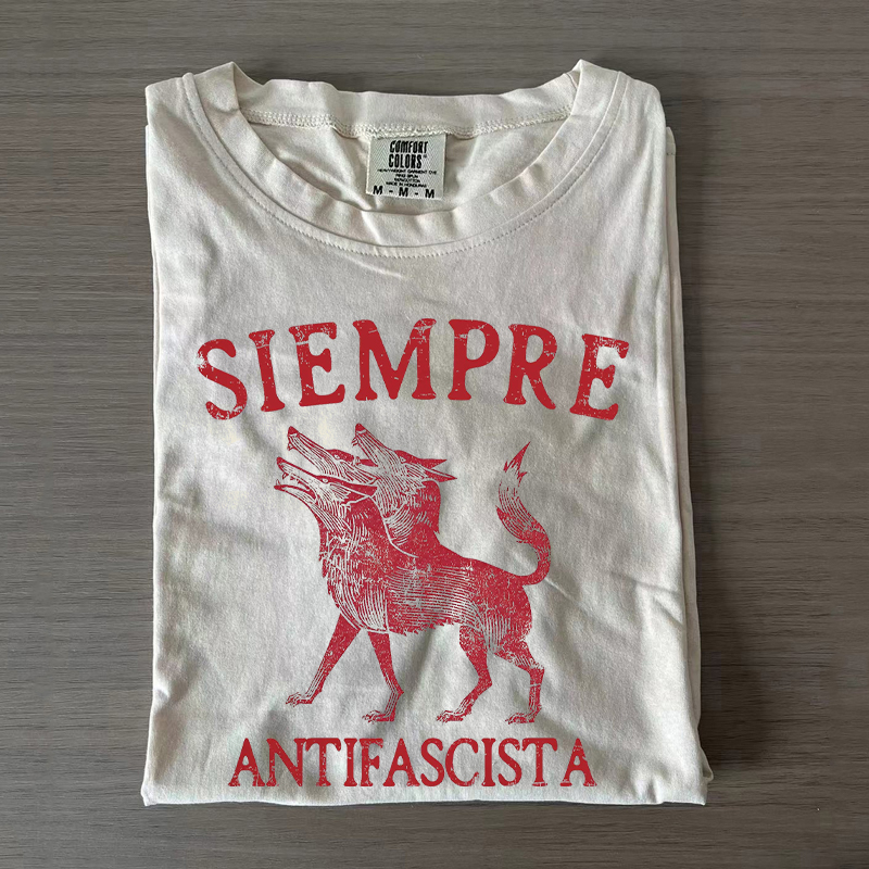 Siempre Antifascista T-shirt