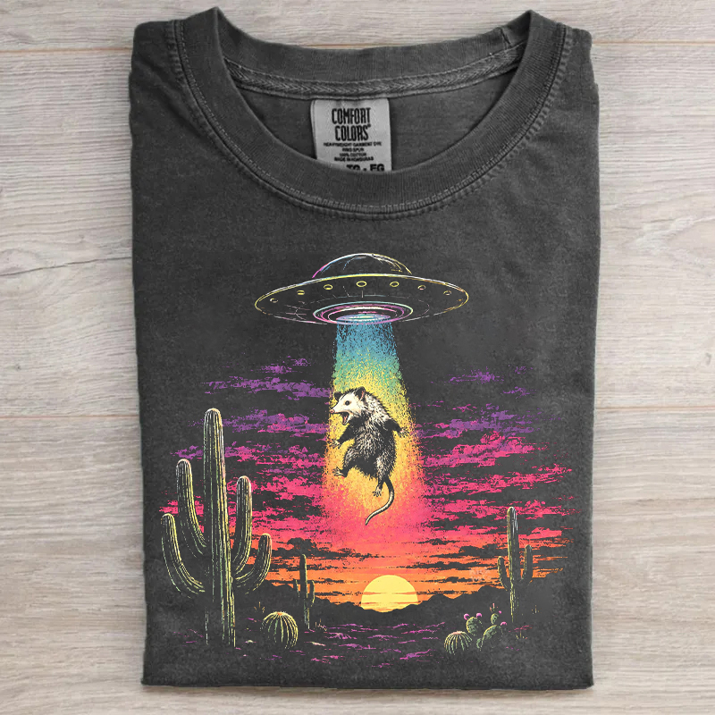 Funny Possum And Flying Saucer T-shirt