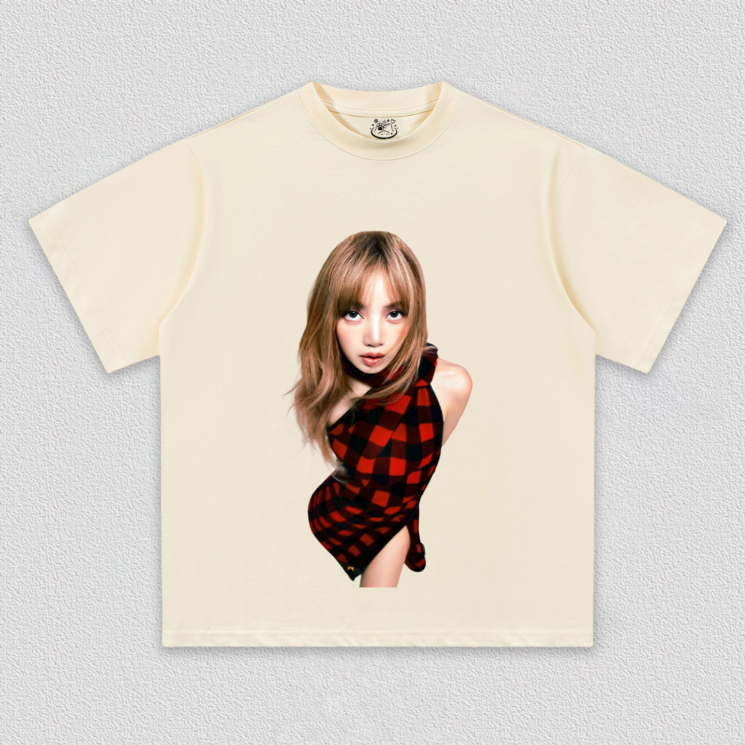 blackpink lisa TEE