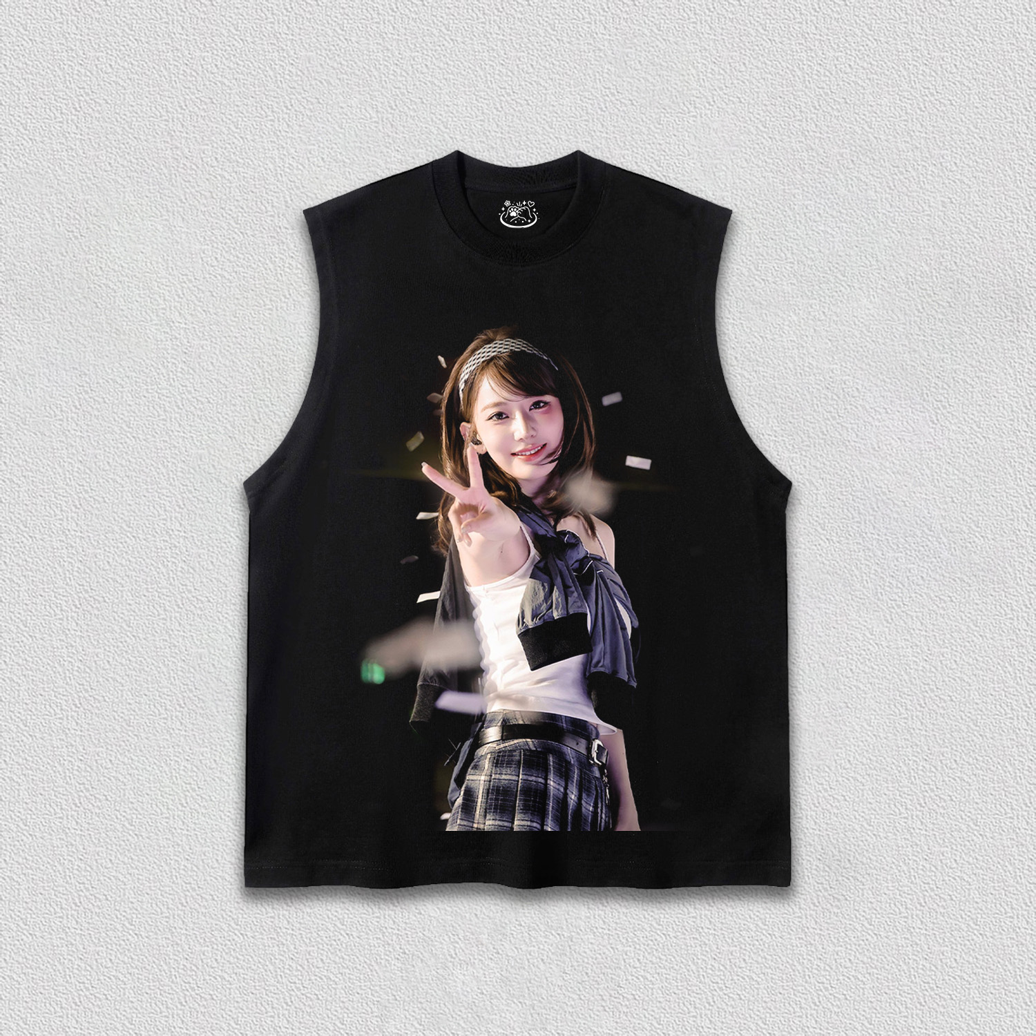 lesserafim sakura TEE 9.10