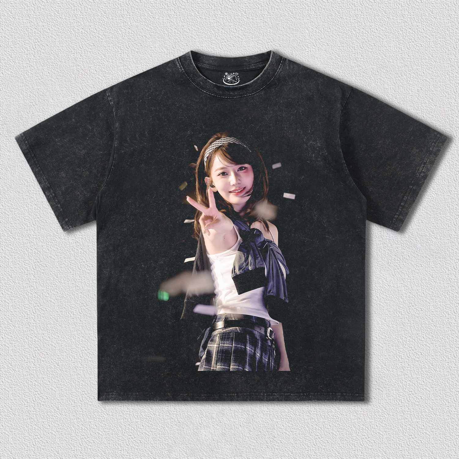 lesserafim sakura TEE 9.10