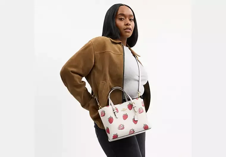 Mollie Tote Bag 25 With Strawberry Print