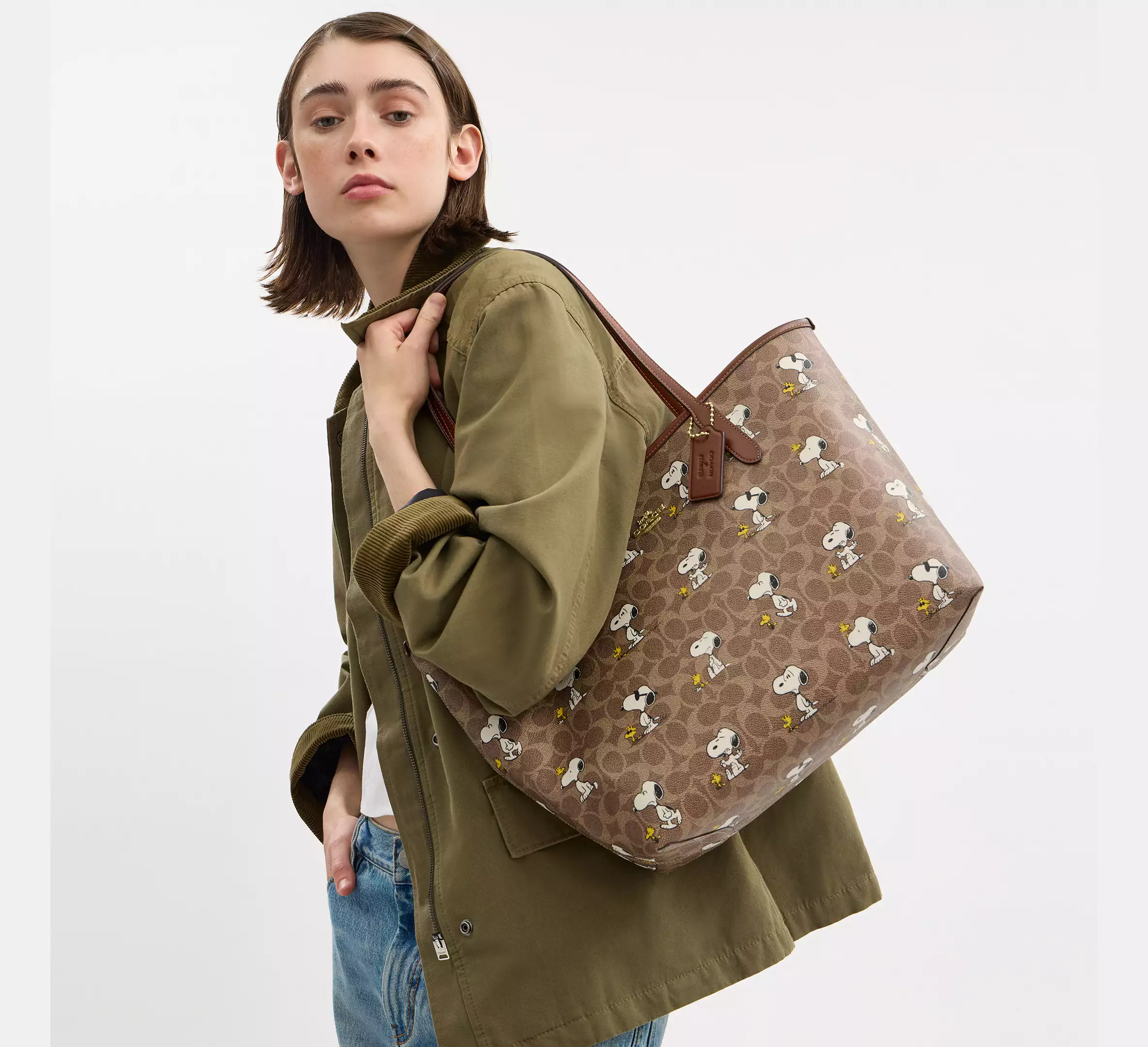 Peanuts City Tote Bag in Signature Canvas with Snoopy Print