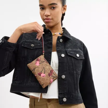 Corner Zip Wristlet In Signature Canvas With Cherry Print