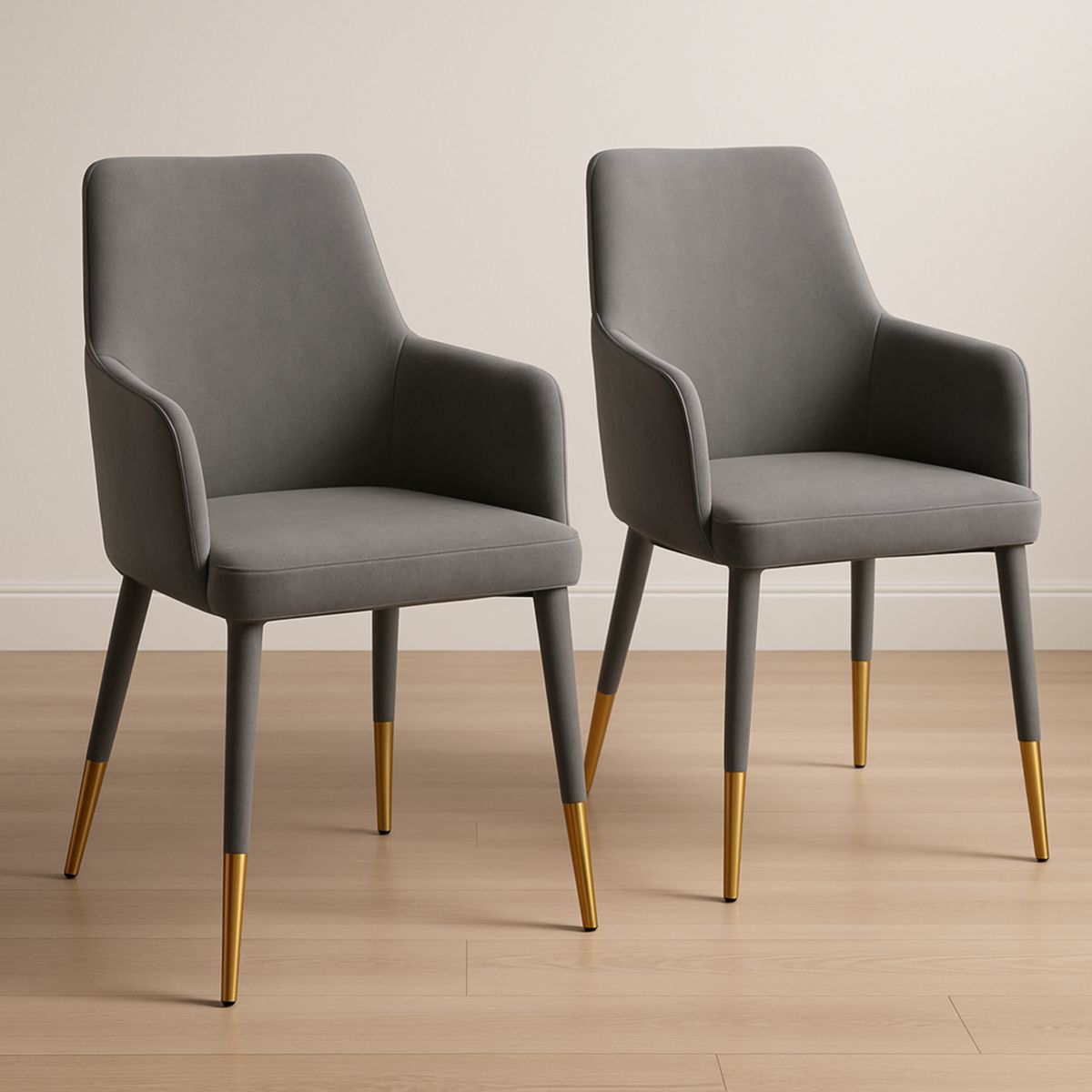 Chaises avec accoudoirs gris en velours et pieds dorés ensemble de 2