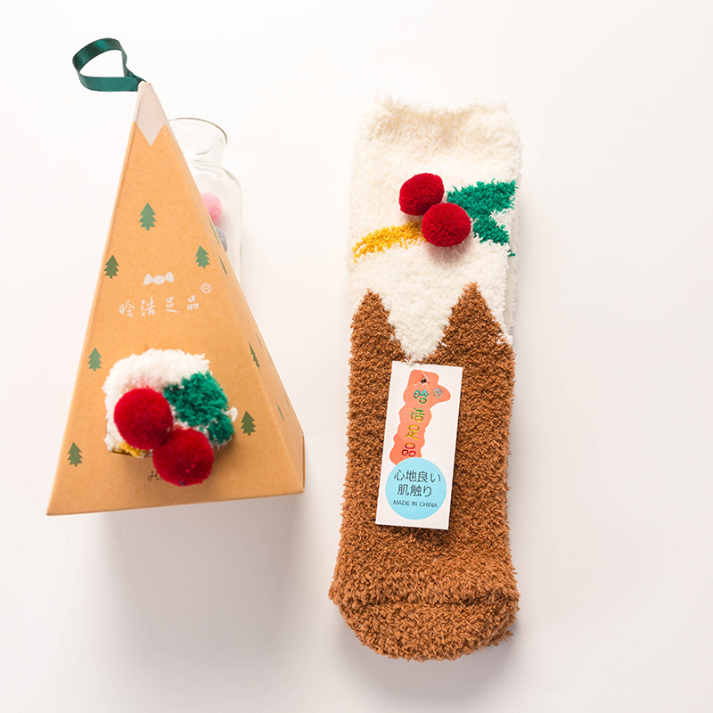🔥Buy 3 Save $10🔥Buy 6 Save $20🔥Buy 9 Save $30🔥Coral Fleece Christmas Stockings – Cartoon Gift Triangle Box (Couples/Kids/Family) 🎄