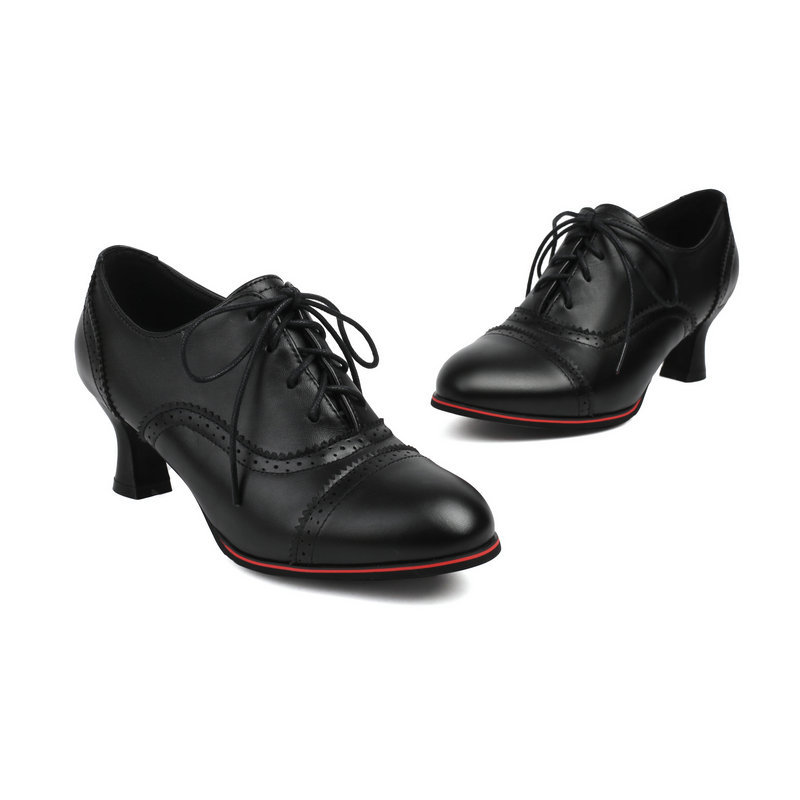 Vintage Wingtip Heels: Stylish Lace-Up Shoes for Everyday & Date Nights