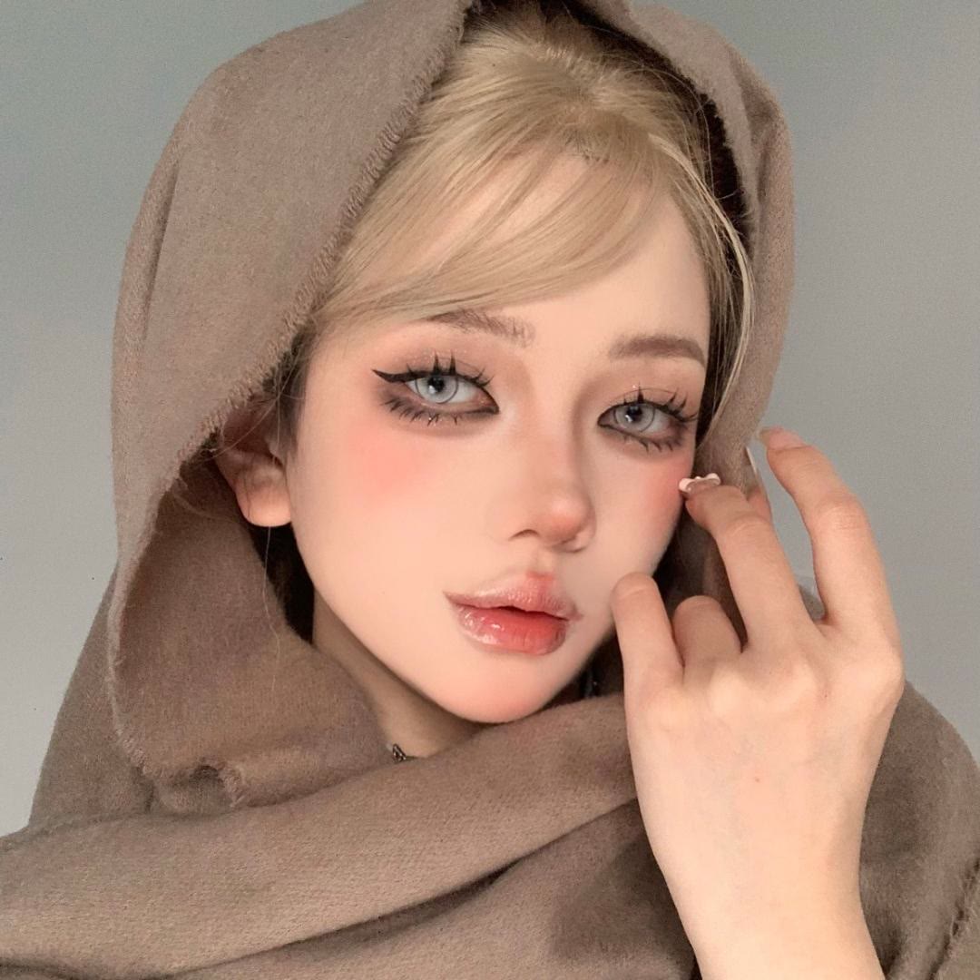 Dollpoison Aurelia Grey 1-Day Cosplay Colored Contacts - image 4