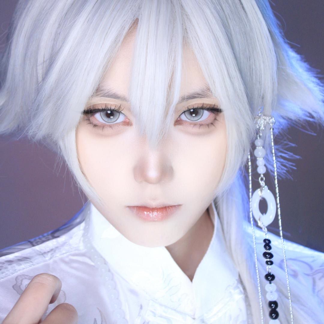 Dollpoison Aurelia Grey 1-Day Cosplay Colored Contacts - image 3