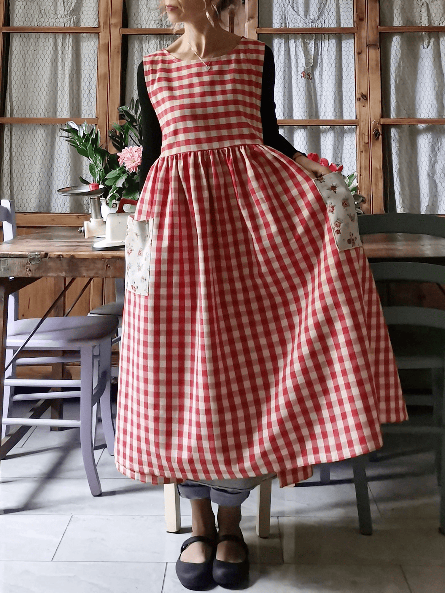 Red Plaid Cotton Apron with Floral Pocket