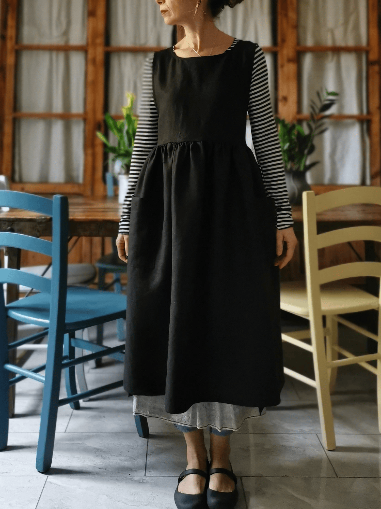 Black Linen and Cotton Kitchen Apron