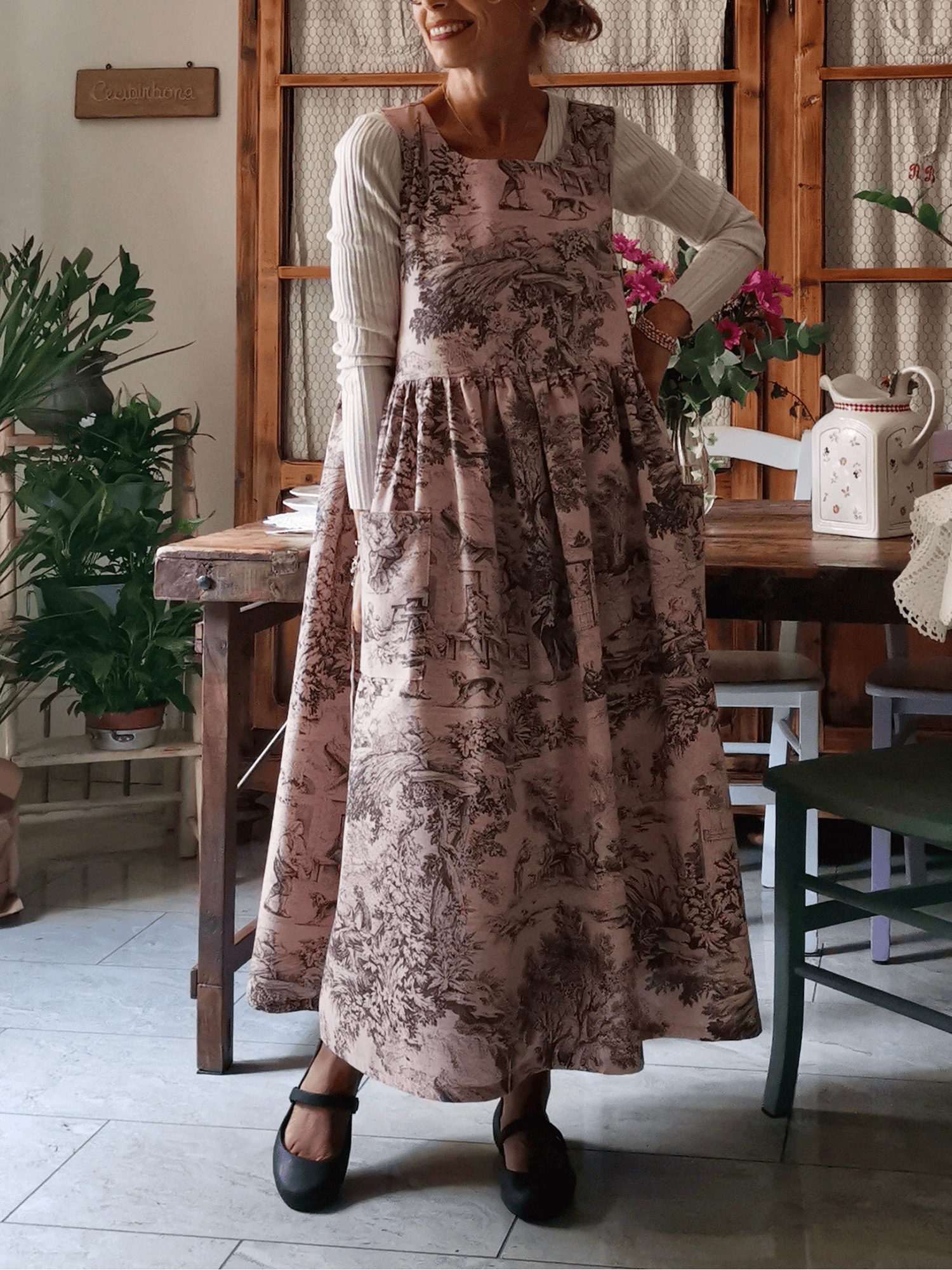 Vintage Toile de Jouy Pink Long Apron with Pockets