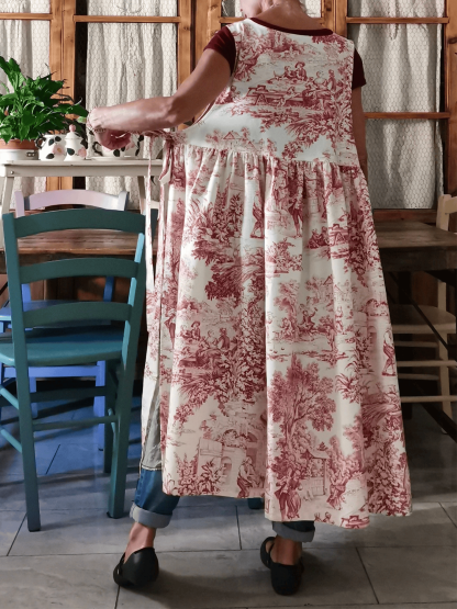 Vintage Toile de Jouy Red Long Apron with Pockets