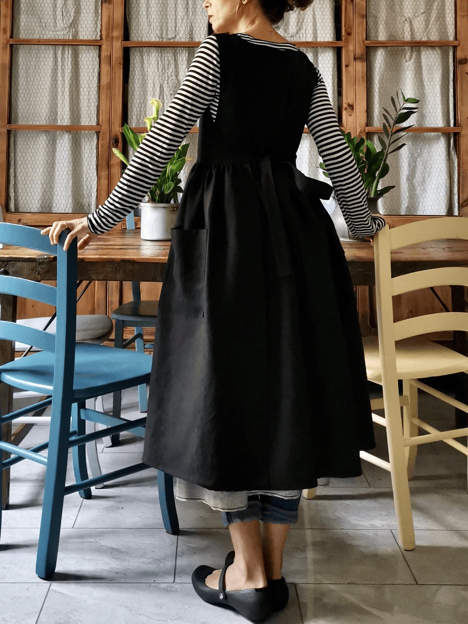Black Linen and Cotton Kitchen Apron