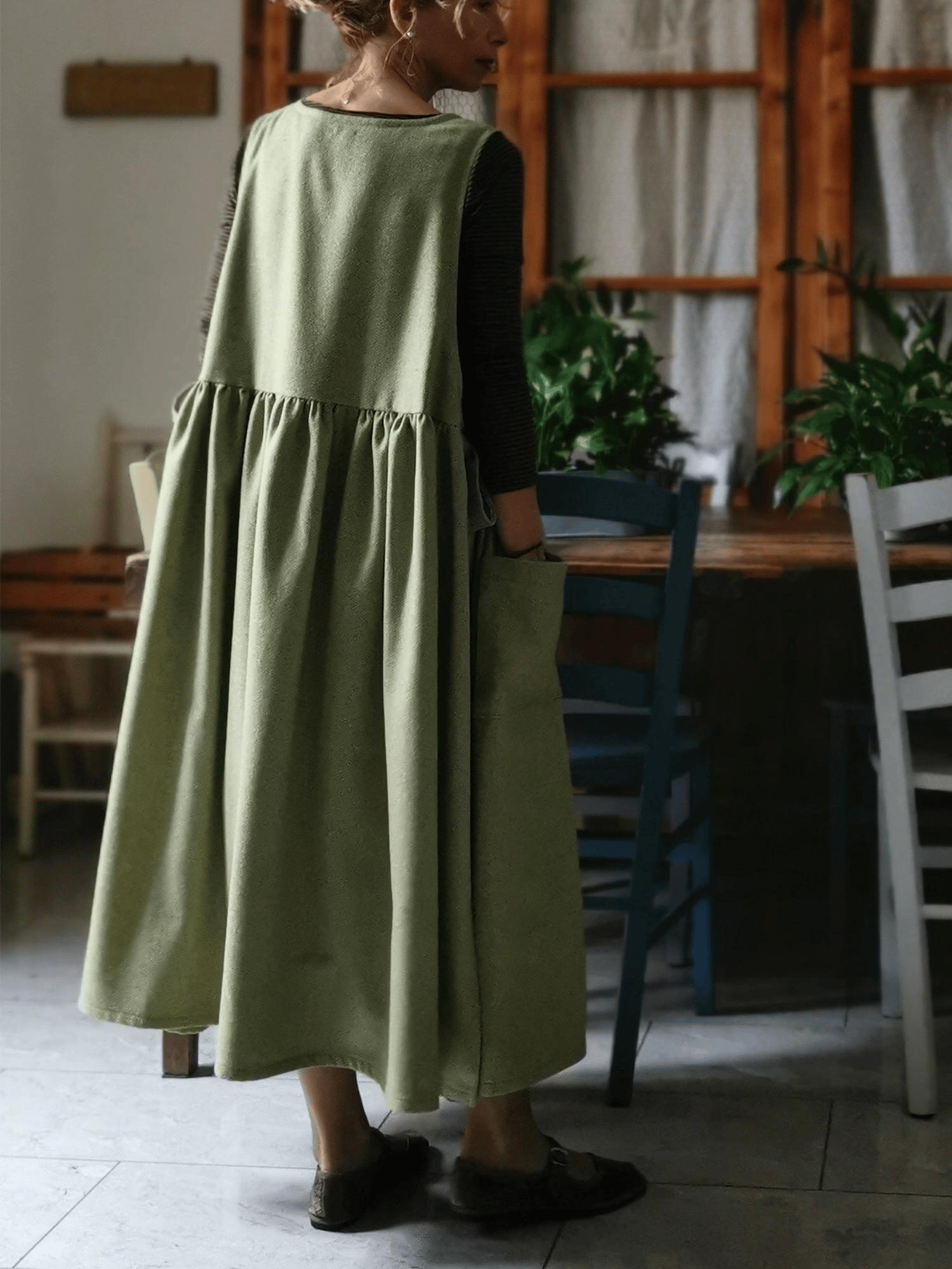 Green and Hazelnut Cotton Apron
