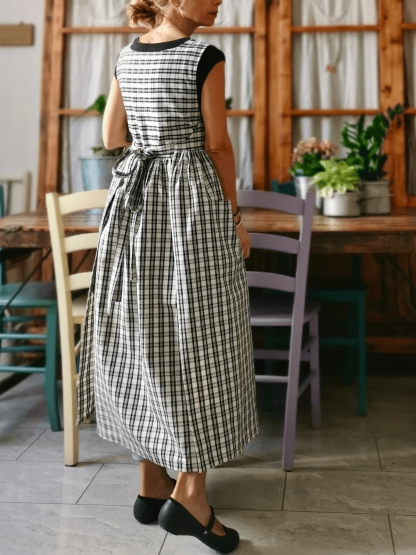 Black and Cream Tartan Check Cotton Apron