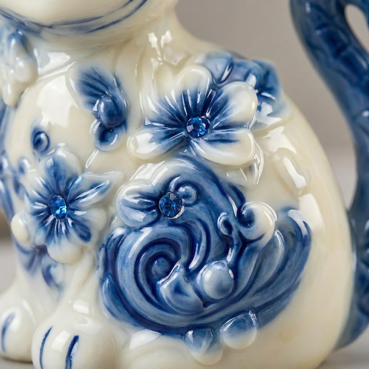 Porcelain-Style Cat Night Light Lamp