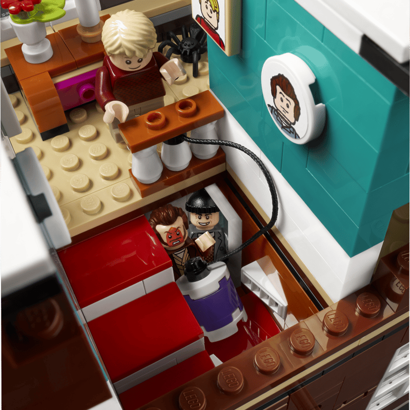LEGO® Ideas Home Alone