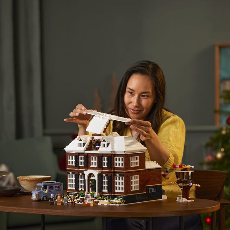 LEGO® Ideas Home Alone