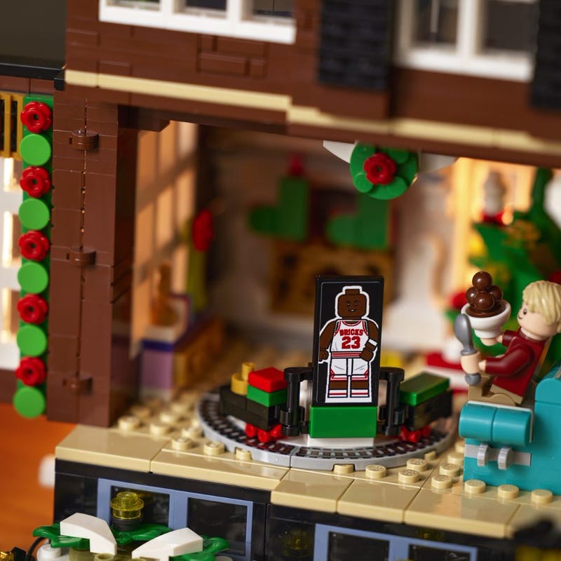 LEGO® Ideas Home Alone