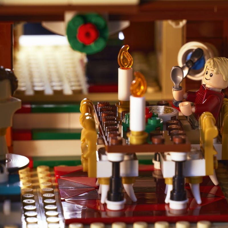 LEGO® Ideas Home Alone