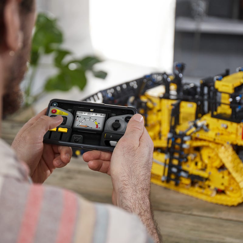 App-Controlled Cat® D11 Bulldozer